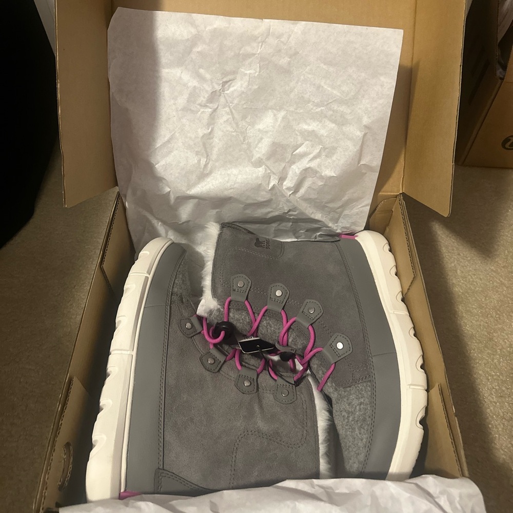 NWT - Sorel Youth Lace-Up Waterproof Boots in Gray with Pink/Purple Accents